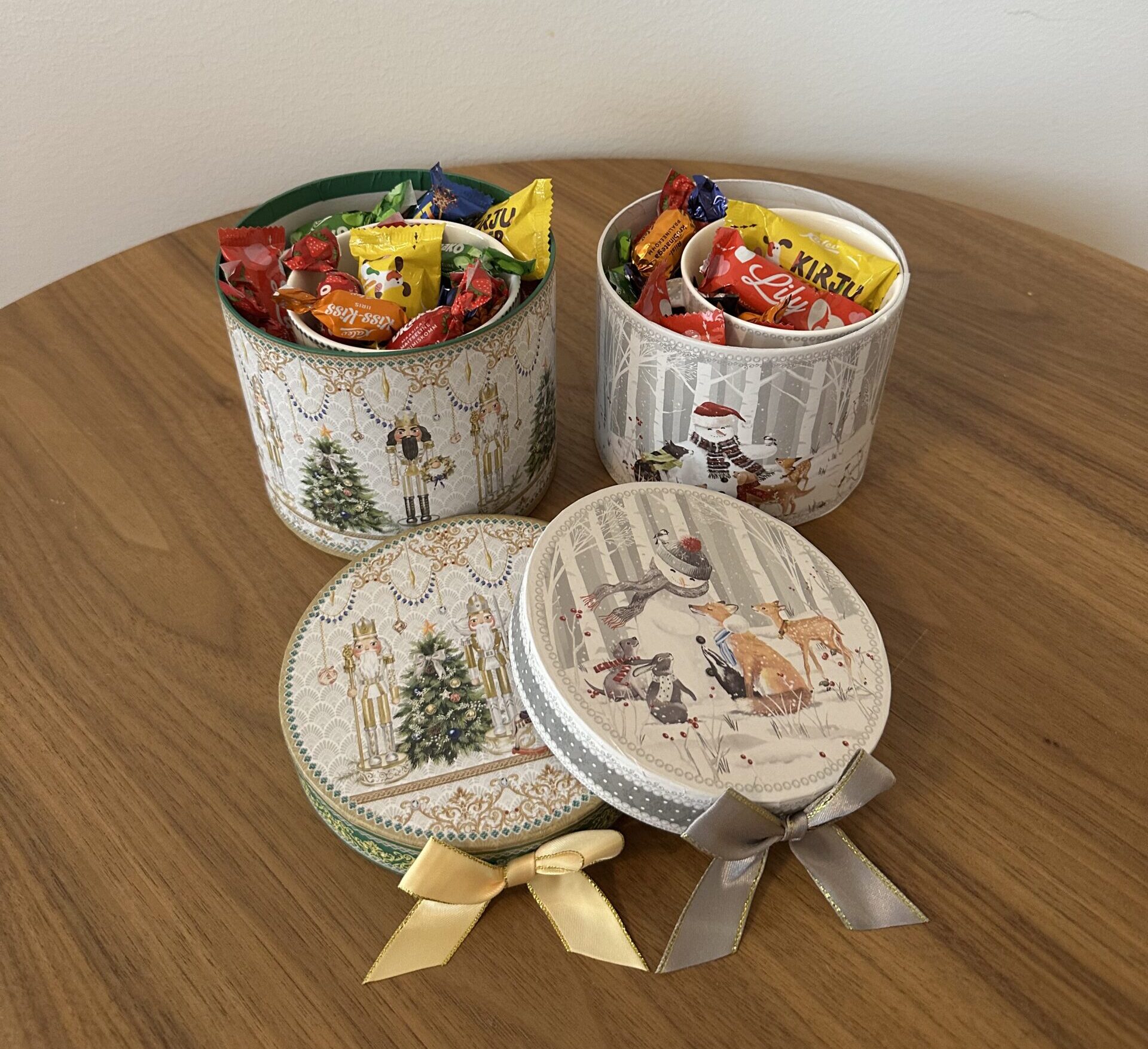 Jõulupakk Kommid kruusis